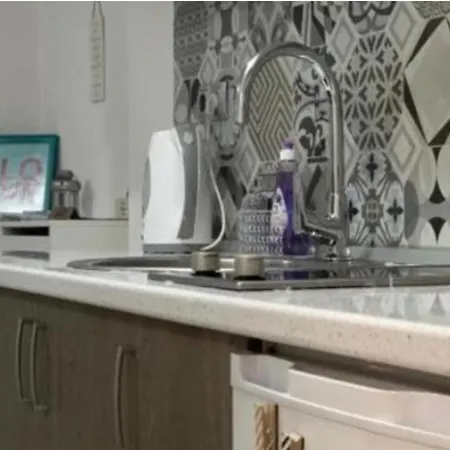 شقة Central13 Ap1 توزلا